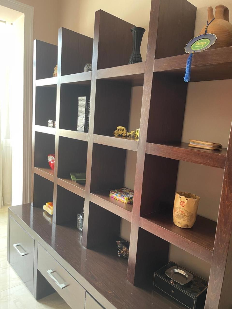 Toptani Center Apartment Тирана Екстер'єр фото